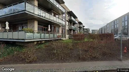 Lejligheder til salg i Kongens Lyngby - Foto fra Google Street View Lejligheder til salg i Kongens Lyngby - Foto fra Google Street View