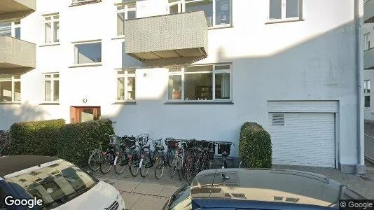 Lejligheder til salg i Klampenborg - Foto fra Google Street View