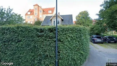Lejligheder til salg i Charlottenlund - Foto fra Google Street View