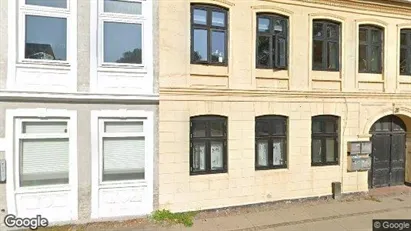 Lejligheder til salg i Svendborg - Foto fra Google Street View Lejligheder til salg i Svendborg - Foto fra Google Street View