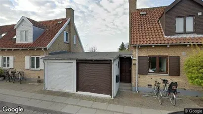 Lejligheder til salg i København S - Foto fra Google Street View Lejligheder til salg i København S - Foto fra Google Street View