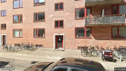Lejligheder til salg i Valby - Foto fra Google Street View Lejligheder til salg i Valby - Foto fra Google Street View