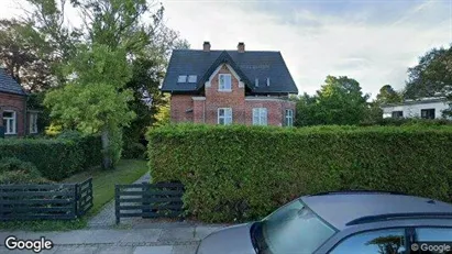 Lejligheder til salg i Charlottenlund - Foto fra Google Street View