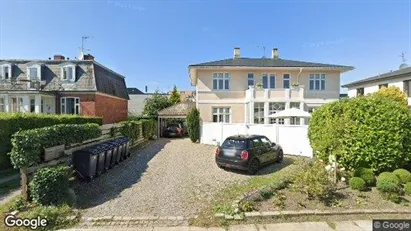 Lejligheder til salg i Vedbæk - Foto fra Google Street View