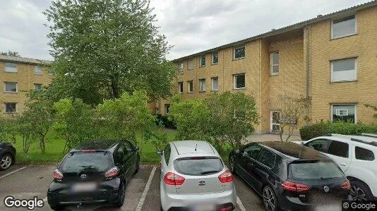 Lejligheder til salg i Humlebæk - Foto fra Google Street View