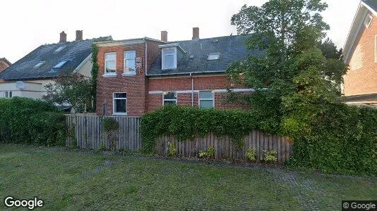 Lejligheder til salg i Charlottenlund - Foto fra Google Street View