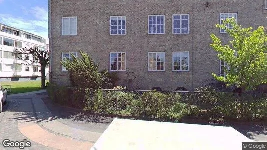 Lejligheder til salg i Hellerup - Foto fra Google Street View
