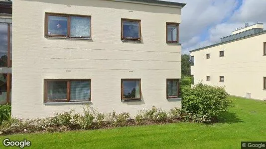 Lejligheder til salg i Rungsted Kyst - Foto fra Google Street View